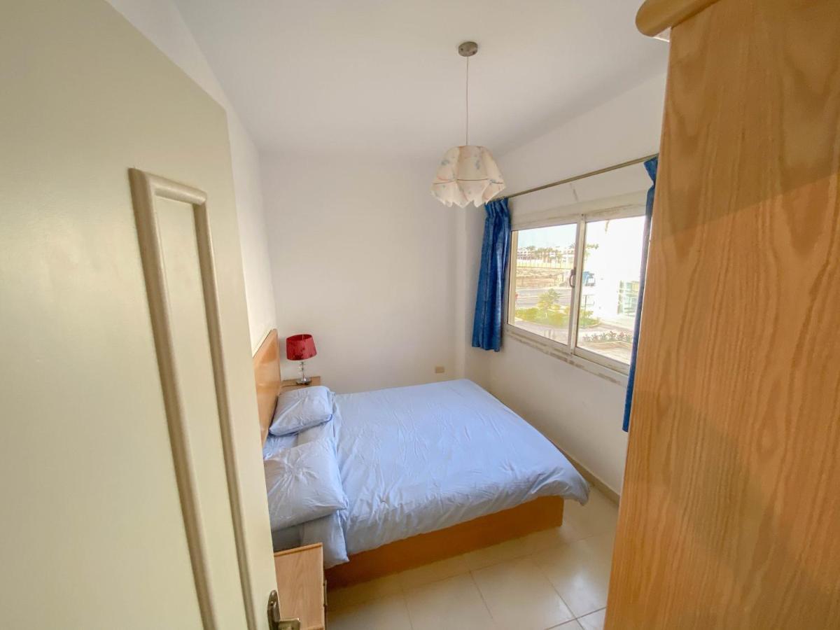 The Touristic Promenade Apartment Hurghada Exteriör bild